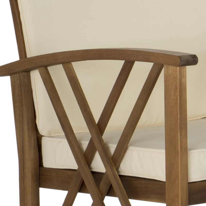 Relaxing outdoor seating group for the patio